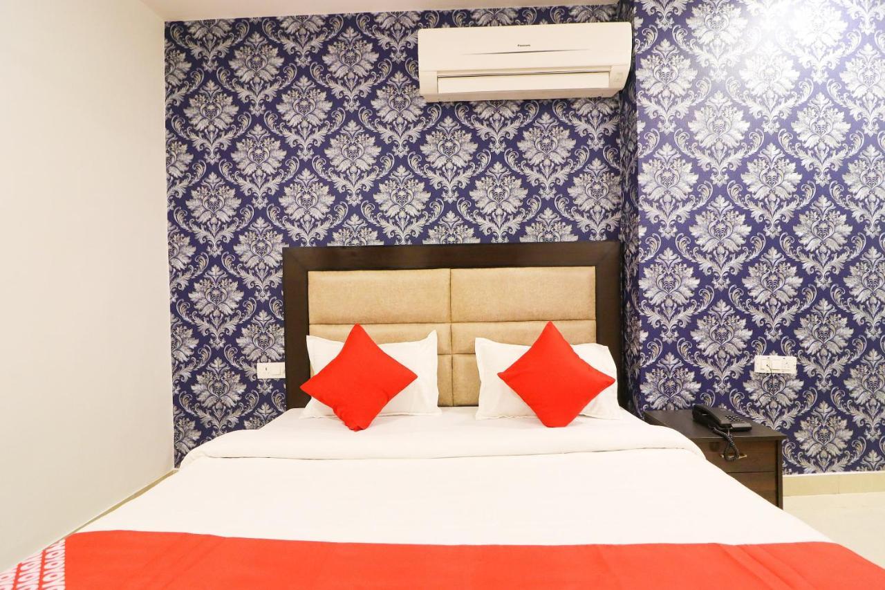 Hotel OYO 63841 White Orchid Indraprastha Exterior foto